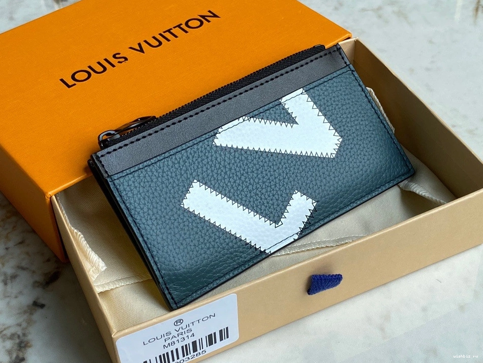 WIS CC VUITTON HOLDER LOUIS 1123